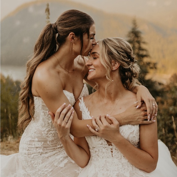 Meet your Posher, Skylar - Picture 1 of 1